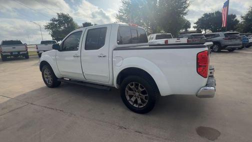 Glacier White 2016 Nissan Frontier SL