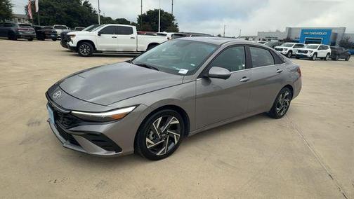 Fluid Metal 2024 Hyundai ELANTRA Limited