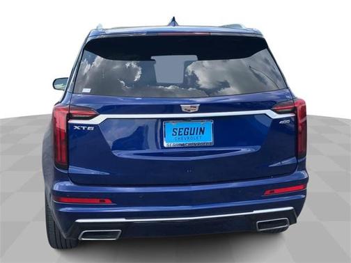 2024 Cadillac XT6 Premium Luxury FWD