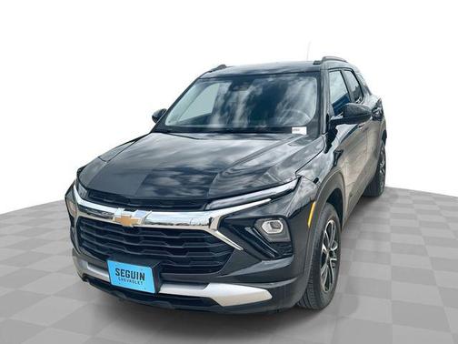 Mosaic Black Metallic 2025 Chevrolet Trailblazer LT