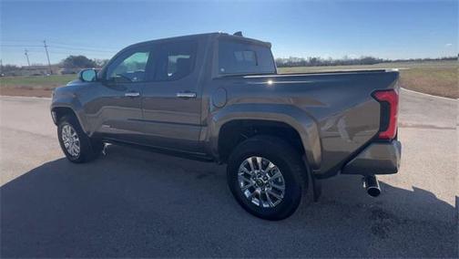 2025 Toyota Tacoma Hybrid Limited