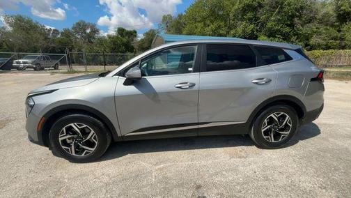 2023 Kia Sportage LX