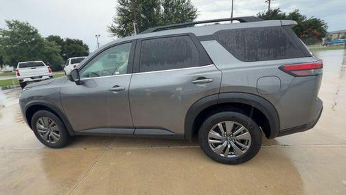 Gun Metallic 2025 Nissan Pathfinder SV FWD