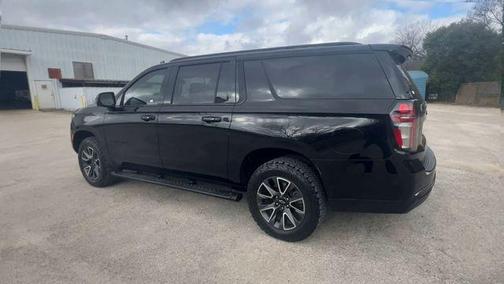 2021 Chevrolet Suburban 4WD Z71