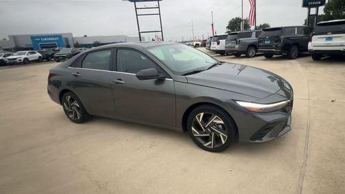Amazon Gray 2025 Hyundai ELANTRA SEL