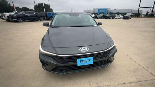 Amazon Gray 2025 Hyundai ELANTRA SEL