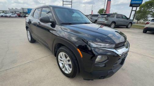 Mosaic Black Metallic 2021 Chevrolet Trailblazer LS