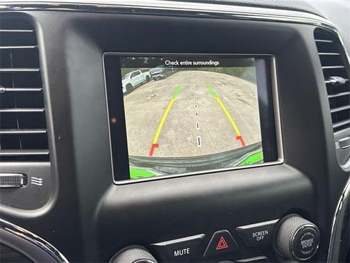 2020 Jeep Grand Cherokee Laredo