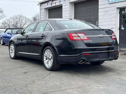 2014 Ford Taurus Limited