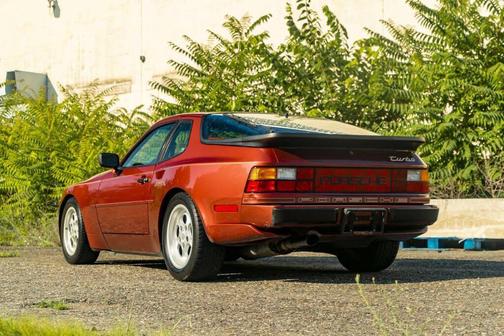 1986 Porsche 944 Turbo 2dr Hatchback
