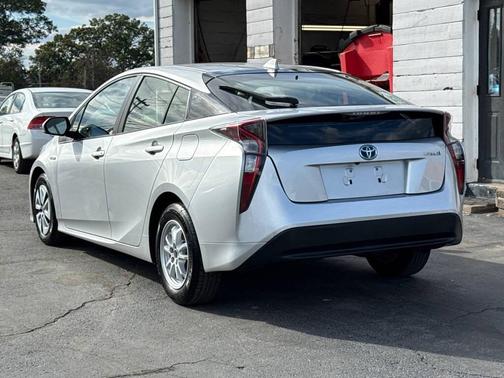 2016 Toyota Prius Two Eco
