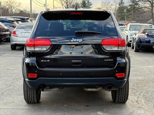2017 Jeep Grand Cherokee Laredo