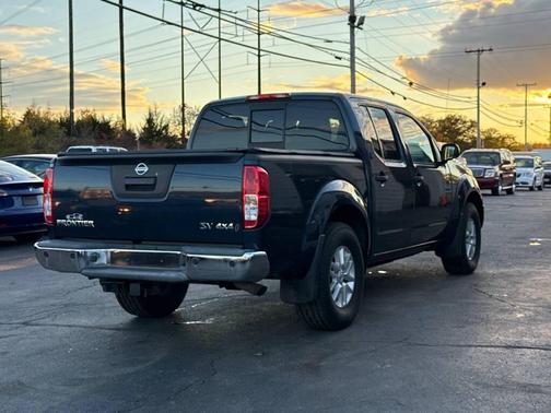 2016 Nissan Frontier SV