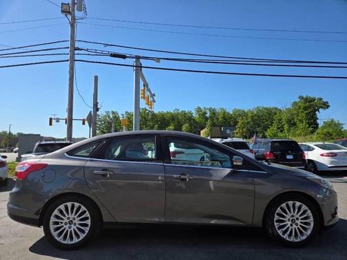Sterling Gray Metallic 2012 Ford Focus Titanium
