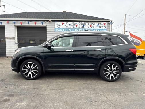 2019 Honda Pilot Touring 8-Passenger