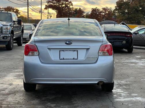 Photo 4 of 32 of 2014 Subaru Impreza 2.0i Premium