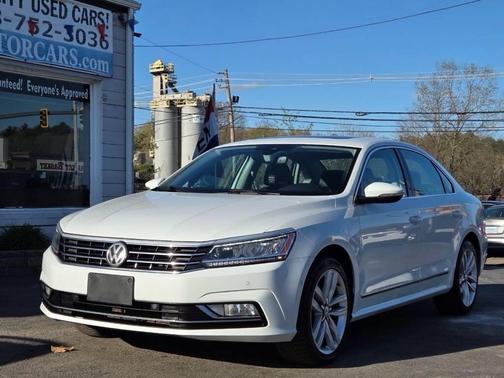 Pure White 2017 Volkswagen Passat 1.8T SEL Premium