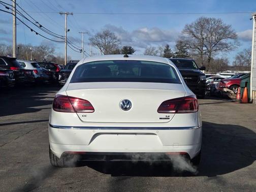 2014 Volkswagen CC 3.6L VR6 Executive