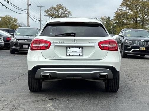 2015 Mercedes-Benz GLA-Class 4MATIC