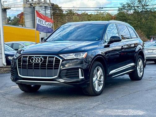2022 Audi Q7 55 Premium Plus
