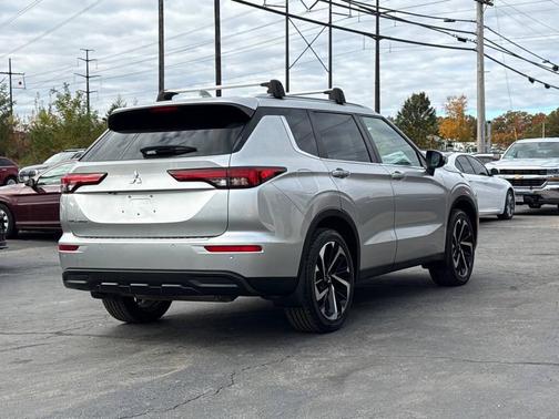 2022 Mitsubishi Outlander ES 2.5 S-AWC