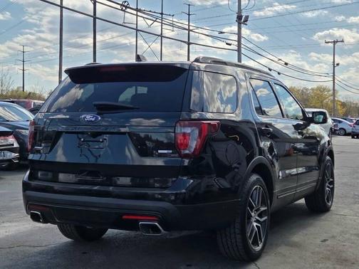 White Platinum Metallic Tri-Coat 2016 Ford Explorer Sport