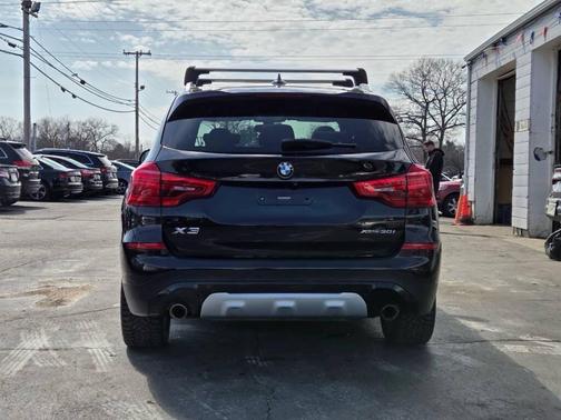 Black 2018 BMW X3 xDrive30i