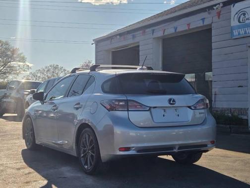 Silver Lining Metallic 2013 Lexus CT 200h Base 4dr Hatchback