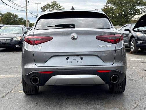 2019 Alfa Romeo Stelvio Ti