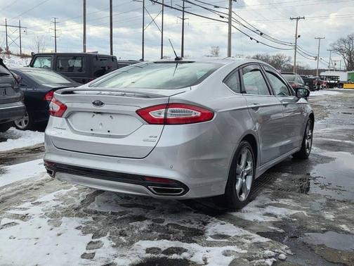 2015 Ford Fusion SE