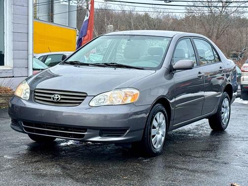 2004 Toyota Corolla LE