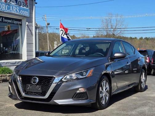 Gun Metallic 2019 Nissan Altima 2.5 S