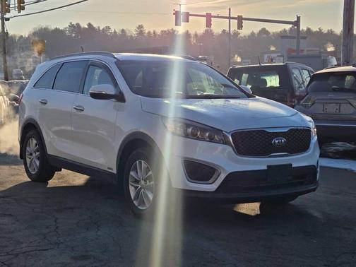 2016 Kia Sorento LX