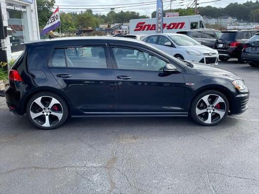 2015 Volkswagen Golf GTI 2.0T S 4-Door