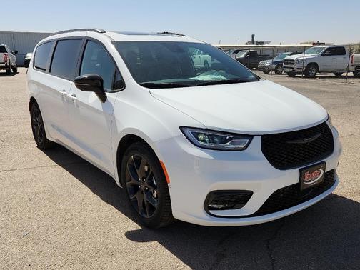 2026 Chrysler Pacifica Limited