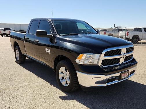 2024 RAM 1500 Classic SLT