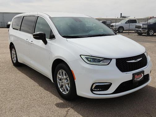 Bright White Clearcoat 2026 Chrysler Pacifica Select
