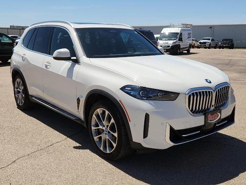 White 2025 BMW X5 PHEV xDrive50e