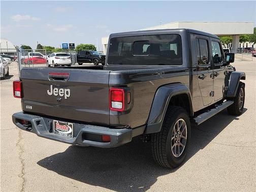 2023 Jeep Gladiator Overland