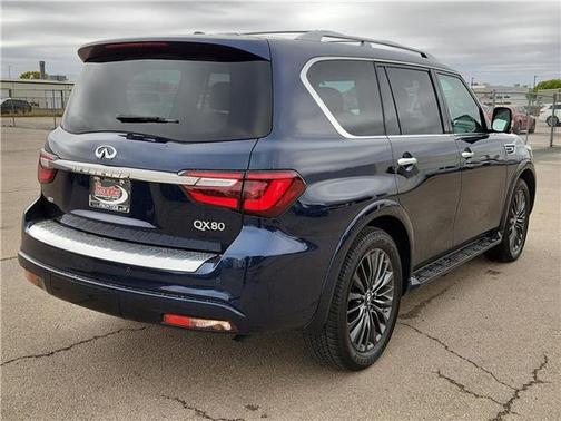 2024 INFINITI QX80 Luxe