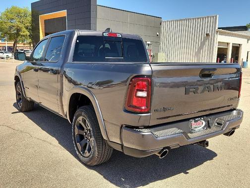 Granite Crystal Clearcoat Metallic 2026 RAM 1500 Big Horn/Lone Star