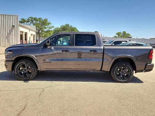 Granite Crystal Clearcoat Metallic 2026 RAM 1500 Big Horn/Lone Star