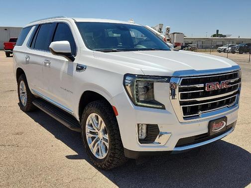 White 2023 GMC Yukon SLT