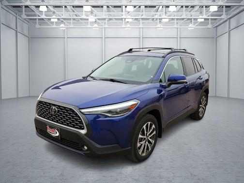 2024 Toyota Corolla Cross XLE