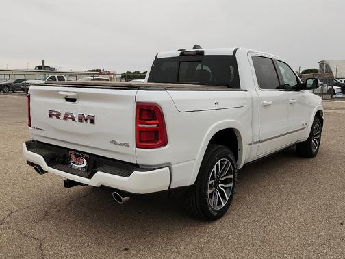 Ivory White Tri-Coat Pearl 2026 RAM 1500 Limited
