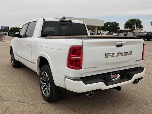 Ivory White Tri-Coat Pearl 2026 RAM 1500 Limited