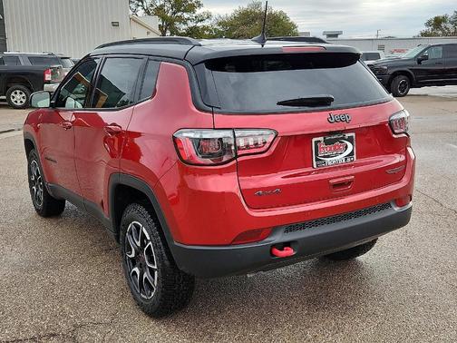 2026 Jeep Compass Trailhawk