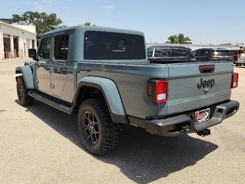 Anvil Clearcoat 2026 Jeep Gladiator Sport