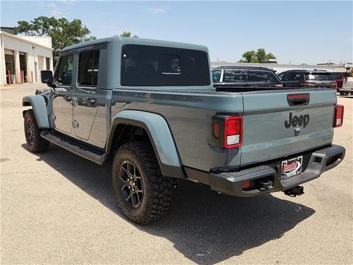 Anvil Clearcoat 2026 Jeep Gladiator Sport