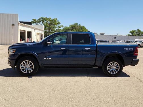 Patriot Blue Pearl 2022 RAM 1500 Laramie